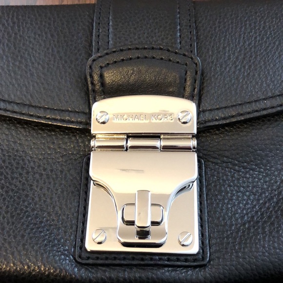Michael Kors Bag - Picture 2 of 4